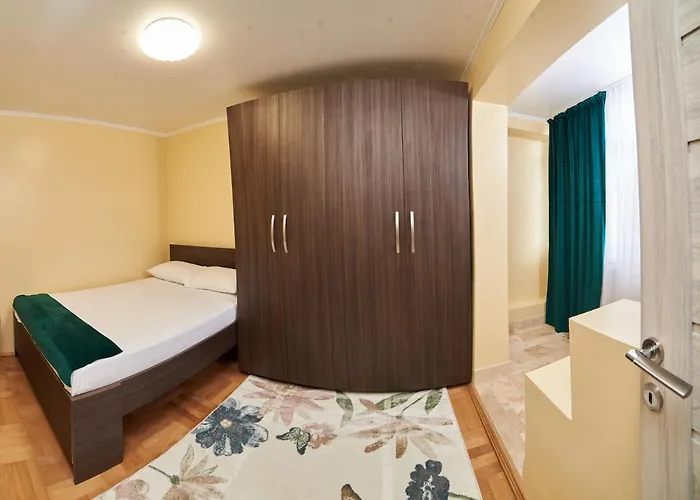 Star Apartment