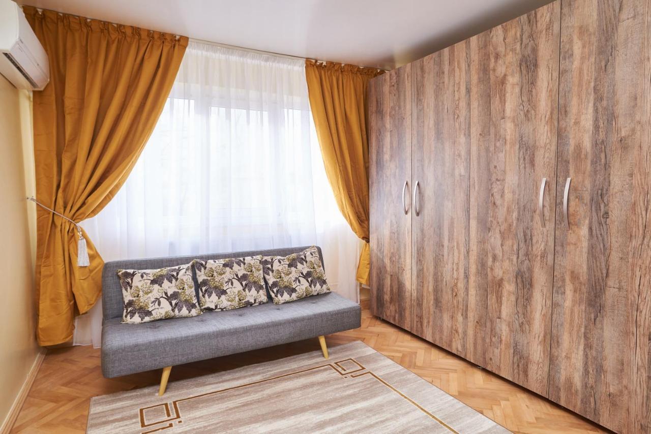 Star Apartment